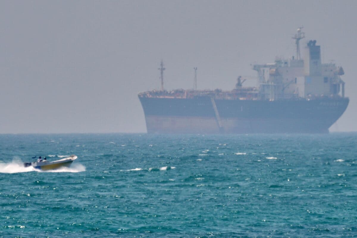 UN Agency Prepares Hormuz Evacuation Plan for Hundreds of Ships