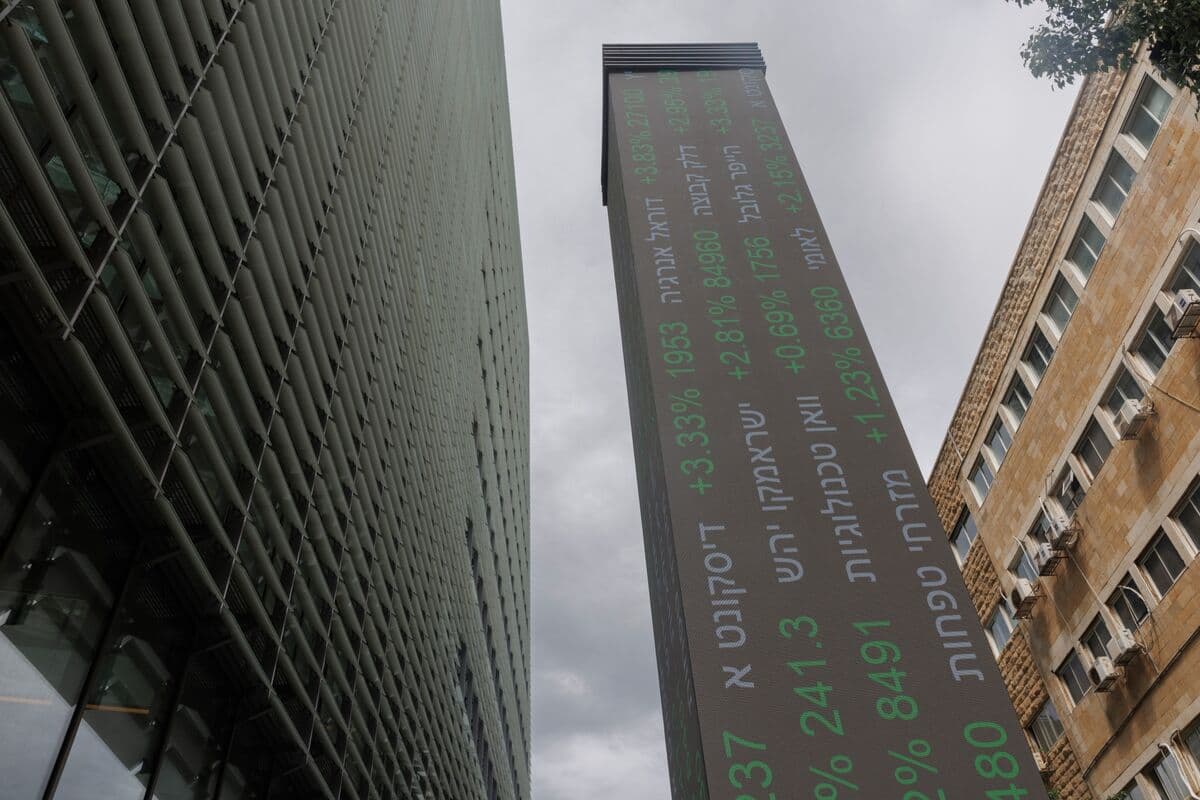 Israeli Stock Valuations Soar as Investors Bet on Post-War Gains