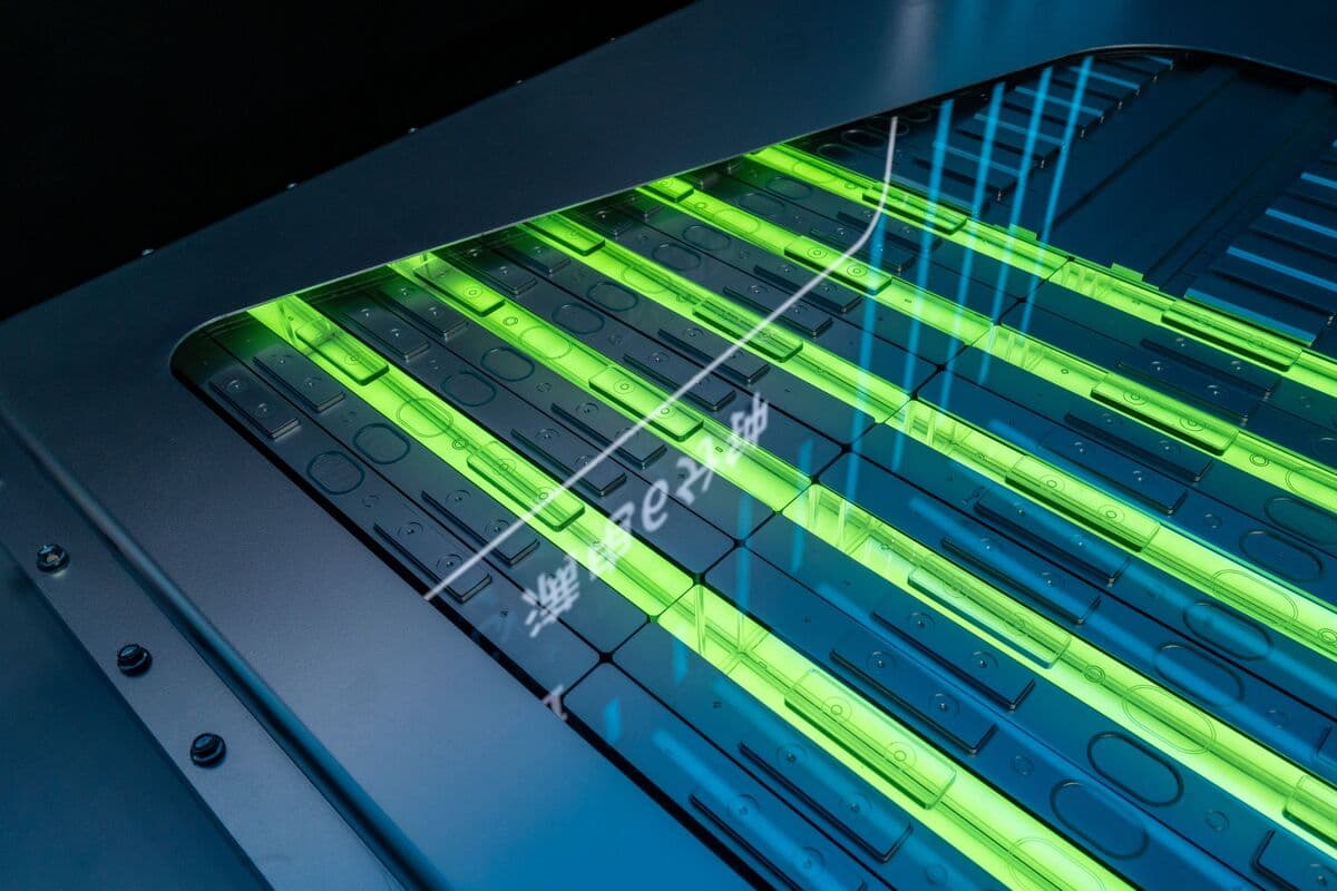 Sinopec Cuts CATL Stake in Half After 180% Post-Listing Rally