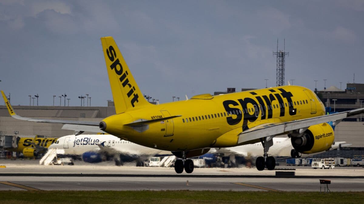 Rising Costs Threaten the Airline Boom