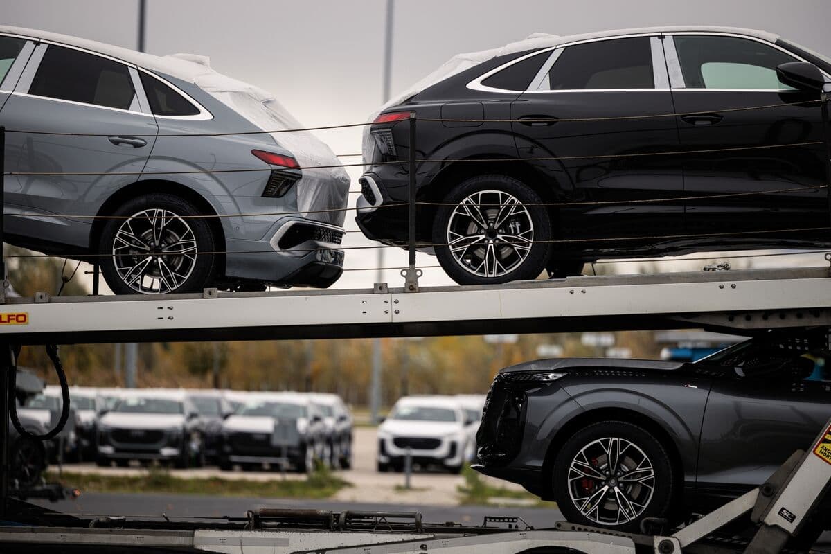 Poland Fines Luxury Car Trader for Illegal Exports to Russia
