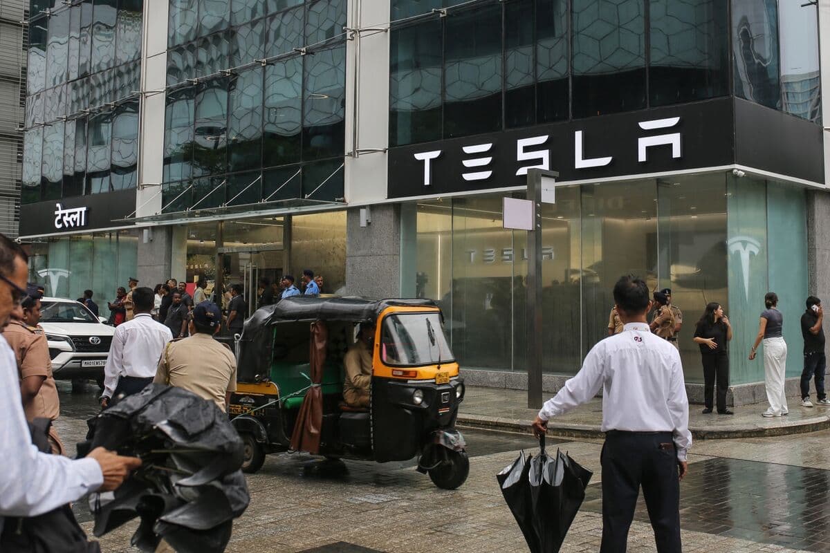 Tesla Is Preparing to Launch Six-Seater Model Y Variant in India