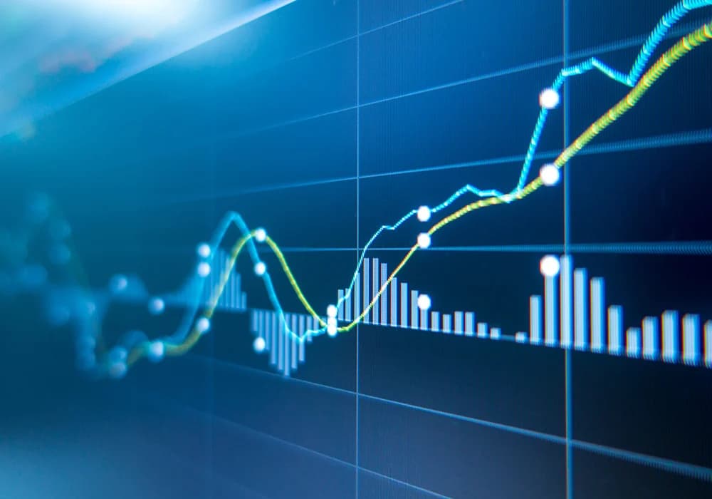 Ennis, Inc. (EBF) Stock: Slides 9% Despite Stable Earnings and Revenue Growth