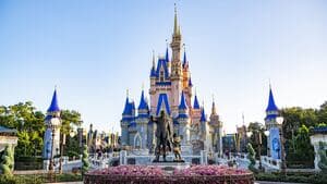 Thousands of runners lace up for runDisney Springtime Surprise