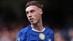 Chelsea midfielder Palmer denies Man Utd links